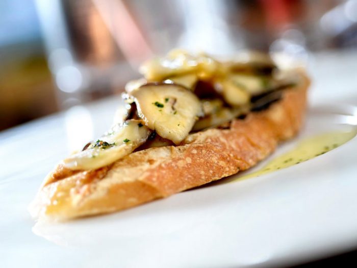 Crostini di funghi