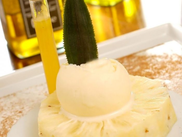 Ananas con emulzione d´olio d´oliva